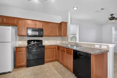 816 Craters Of The Moon Boulevard, Pflugerville, TX 78660 - Photo 6