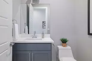 1103 Saucedo St, Austin, TX 78721 - Photo 12