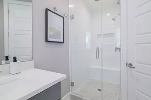 1103 Saucedo St, Austin, TX 78721 - Photo 16