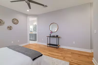 1103 Saucedo Street #B, Austin, TX 78721 - Photo 14