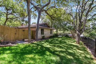 7901 Havenwood Drive, Austin, TX 78759 - Photo 12