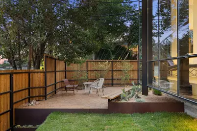 2700 E 12th Street, Austin, TX 78702 - Photo 32