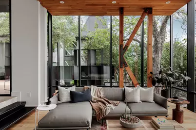 2700 E 12th Street, Austin, TX 78702 - Photo 10