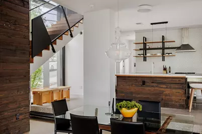 2700 E 12th Street, Austin, TX 78702 - Photo 16