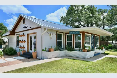 902 Main Street, Blanco, TX 78606 - Photo 6