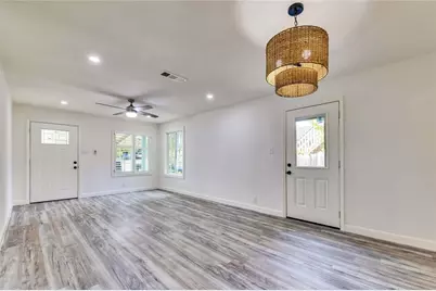 6807 Trendal Lane, Austin, TX 78744 - Photo 8