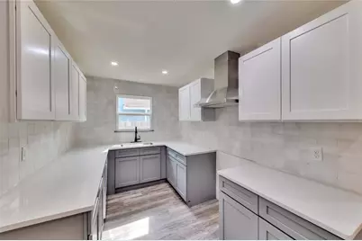 6807 Trendal Lane, Austin, TX 78744 - Photo 10