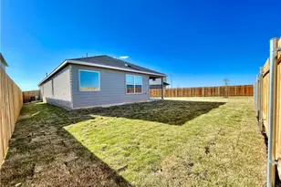 126 Canley Loop, Hutto, TX 78634 - Photo 24