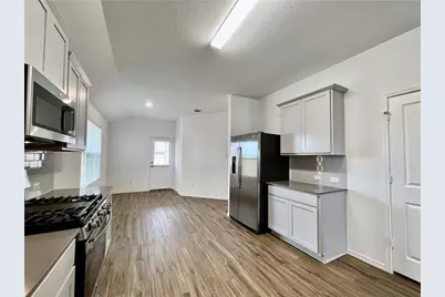 126 Canley Loop, Hutto, TX 78634 - Photo 10