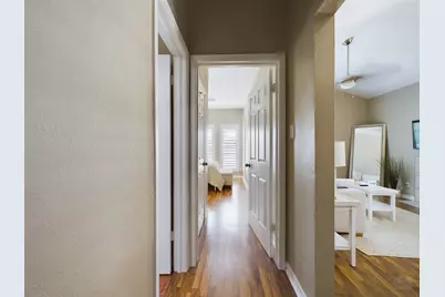 711 W 21st Street #304, Austin, TX 78705 - Photo 6