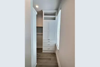 4407 Grotto Drive, Austin, TX 78731 - Photo 12