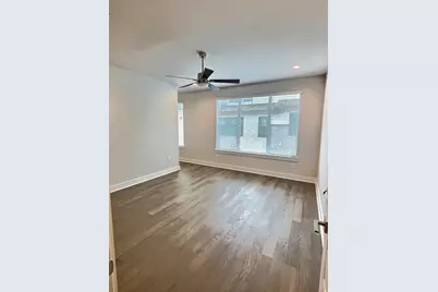 4407 Grotto Drive, Austin, TX 78731 - Photo 10