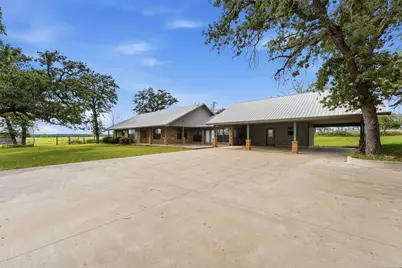 6589 State Highway 304 Highway, Harwood, TX 78632 - Photo 4