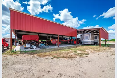 1301 County Rd 228, Florence, TX 76527 - Photo 30