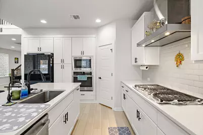 2204 Lead Plumb Path, Leander, TX 78641 - Photo 10