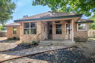 1710 Oaklawn Dr, Taylor, TX 76574 - Photo 30