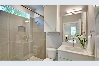 7601 Carver Avenue #2, Austin, TX 78752 - Photo 4