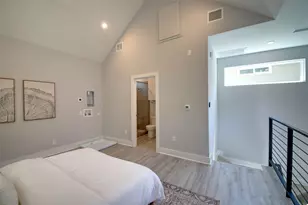 7601 Carver Ave, Austin, TX 78752 - Photo 2