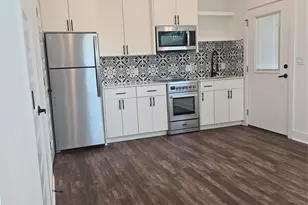 7601 Carver Ave, Austin, TX 78752 - Photo 8