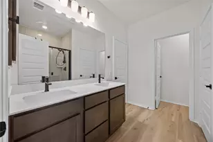 137 Lost Treasure Ter, Georgetown, TX 78628 - Photo 10