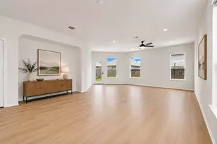 137 Lost Treasure Ter, Georgetown, TX 78628 - Photo 4