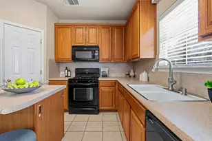 10704 Harley Dr, Austin, TX 78748 - Photo 12