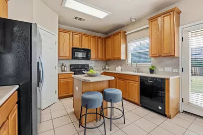 10704 Harley Drive, Austin, TX 78748 - Photo 10