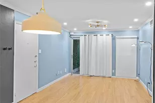 1304 Summit St, Austin, TX 78741 - Photo 4