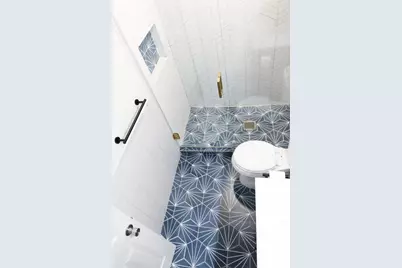 1304 Summit Street #209, Austin, TX 78741 - Photo 16