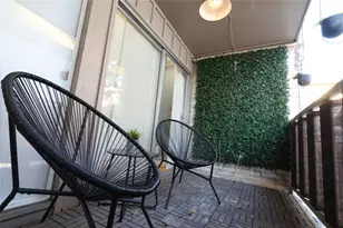 1304 Summit St, Austin, TX 78741 - Photo 14