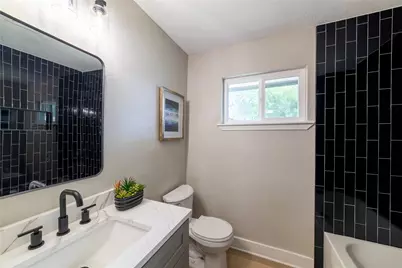 7300 Fred Morse Drive, Austin, TX 78723 - Photo 20