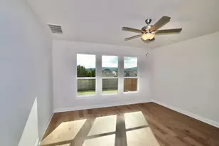 5817 Alamosa Clearing Dr, Austin, TX 78738 - Photo 10