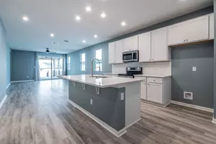 228 Citation Dr, Jarrell, TX 76537 - Photo 6