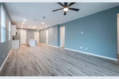 228 Citation Drive, Jarrell, TX 76537 - Photo 4