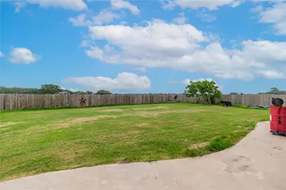 1192 County Road 138, Giddings, TX 78942 - Photo 16