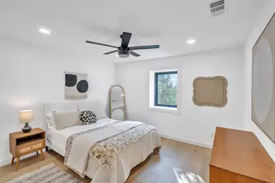 2100 Apricot Glen Drive, Austin, TX 78746 - Photo 16