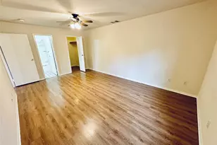 5207 Thunderbird St, Lago Vista, TX 78645 - Photo 32