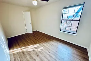 5207 Thunderbird St, Lago Vista, TX 78645 - Photo 16