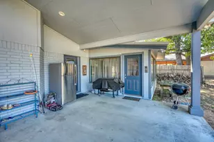 724 S Chaparral, Burnet, TX 78611 - Photo 26