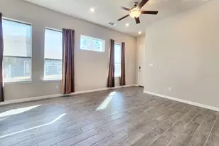 1015 Vista View Dr, Georgetown, TX 78626 - Photo 4