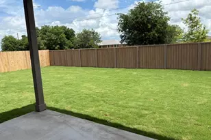 311 Greinert Dr, Taylor, TX 76574 - Photo 8