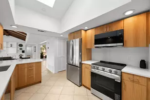 703 Vanguard St, Lakeway, TX 78734 - Photo 14