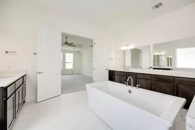 2420 Sondrio Bend, Leander, TX 78641 - Photo 20