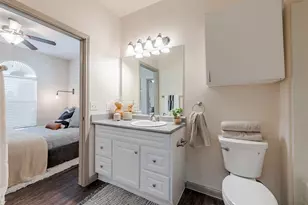 12800 Center Lake Dr, Austin, TX 78753 - Photo 16