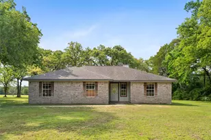 3011 Co Rd 314, Rockdale, TX 76567 - Photo 2