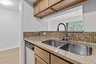 3204 Menchaca Rd, Austin, TX 78704 - Photo 12