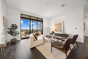 800 Embassy Dr, Austin, TX 78702 - Photo 4
