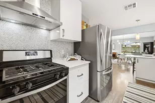 658 Mairo St, Austin, TX 78748 - Photo 12