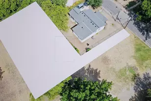 910 E 20th St, Georgetown, TX 78626 - Photo 1