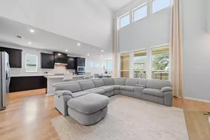 1005 Rollingwood Trl, Georgetown, TX 78633 - Photo 6